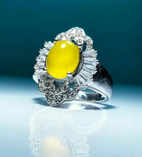 انگشتر جواهری عقیق زرد شرف شمس به وقت