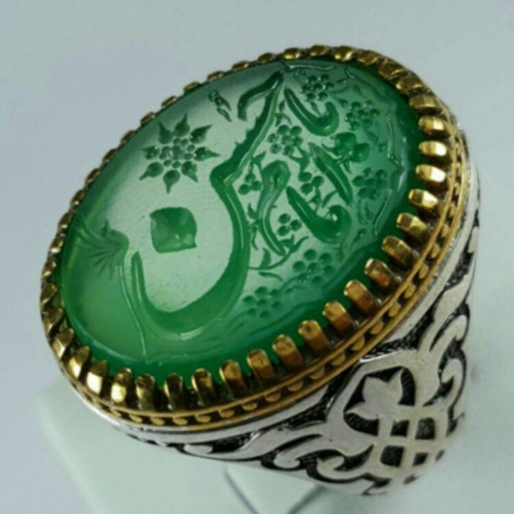 انگشتر عقیق سبز خطی خط دستی