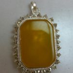 مدال عقیق زرد خراسانی شرف شمس