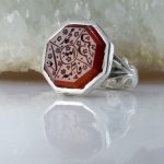 انگشتر عقیق ۸ ضلعی ۵ تن