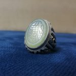 انگشترتمام دست ساز طرح شیرازی عقیق سبز خطی زیبا دستی استاد حب