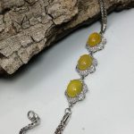 دستبند عقیق زرد شرف شمس خراسانی به وقت