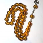 تسبیح کهربا حشره دار