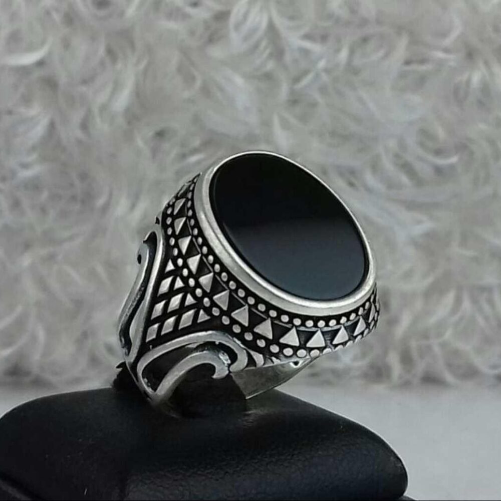 انگشتر عقیق مشکی کار ترک زیبا