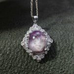 مدال کوارتز خزه ای