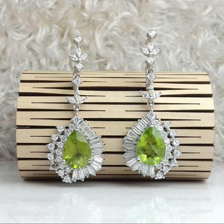 گوشواره جواهری زبرجد اصلی اشکی