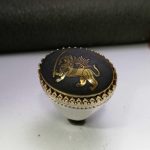 انگشتر حدید طلایی طرح شیرو خورشید