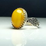 انگشتر عقیق زرد شرف شمس به وقت 19 فروردین