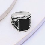 انگشتر عقیق مشکی