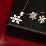 مدال و گوشواره سولیتر تمام نگین زیبا