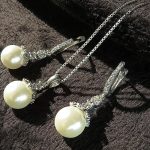 ست جواهری گوشواره و آویز مروارید پرورشی