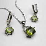 نیم ست آویز و گوشواره زبرجد اصل