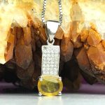 مدال تو گردنی یاقوت زرد اصل