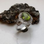 انگشتر جواهری زبرجد اصل