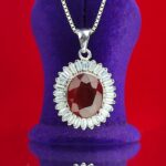 مدال توگردنی گارنت اصل